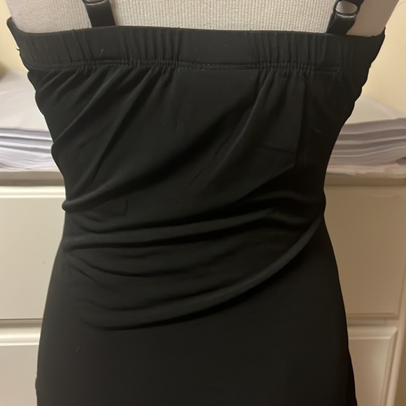 Loop 18 brand black camisole top with lace overlay, adjustable straps - Picture 6 of 12